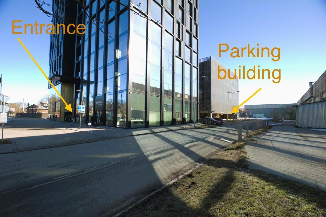 Orange Apartments Tower & Free Parking Tallinn Eksteriør billede